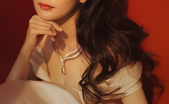 中文字幕AV久久激情亚洲精品